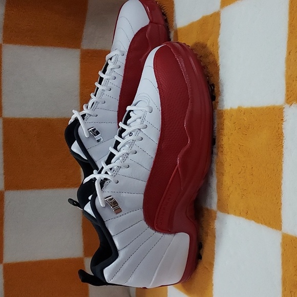 Nike Air Jordan XII Low Golf Shoes "Cherry" Size 6.5 - Picture 2 of 4